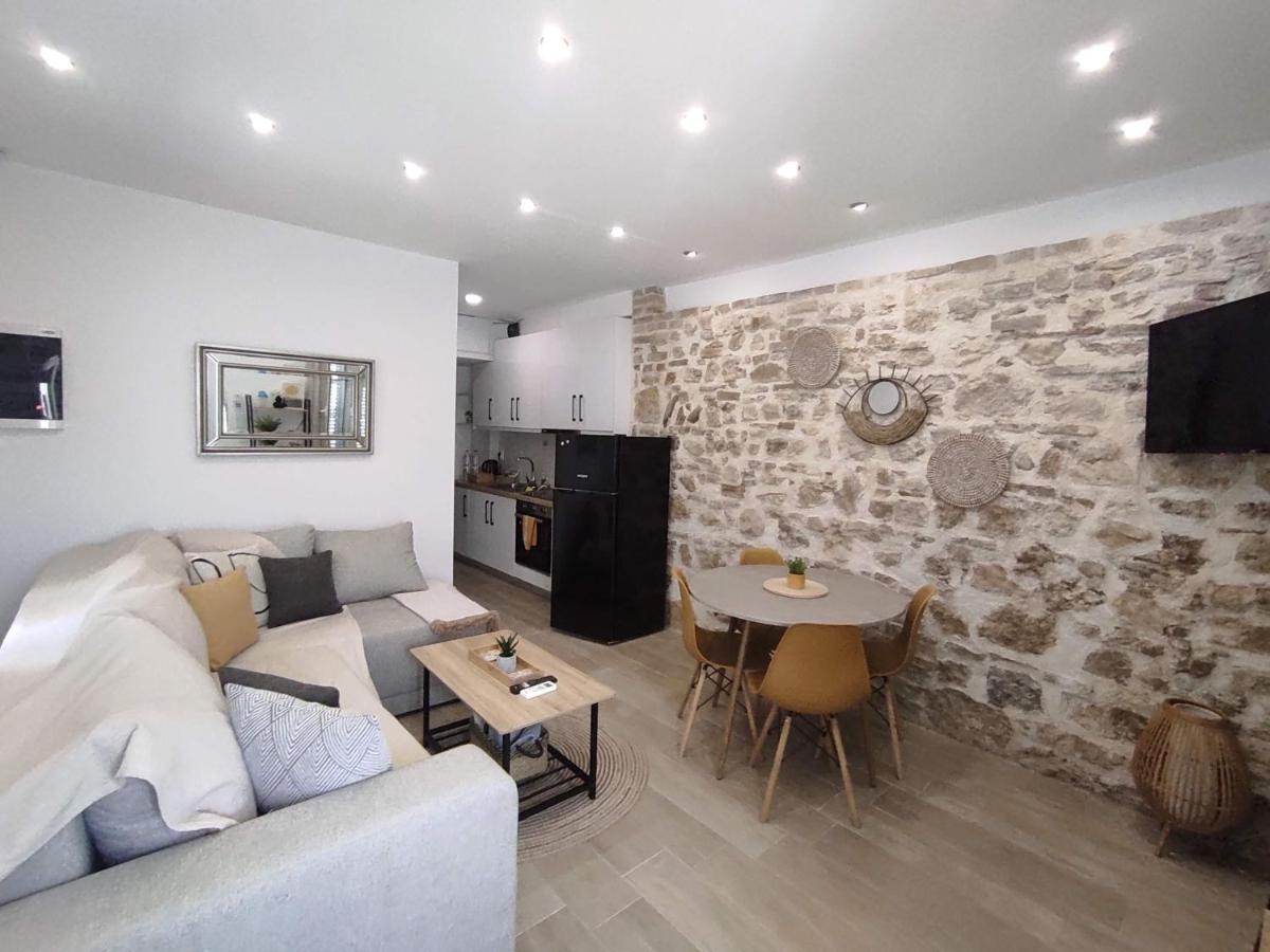 Garitsa Apartments Corfu  المظهر الخارجي الصورة